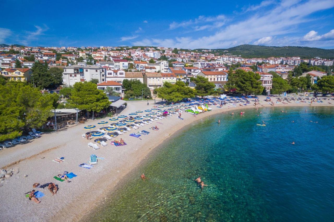 Apartments Luna Crikvenica Buitenkant foto