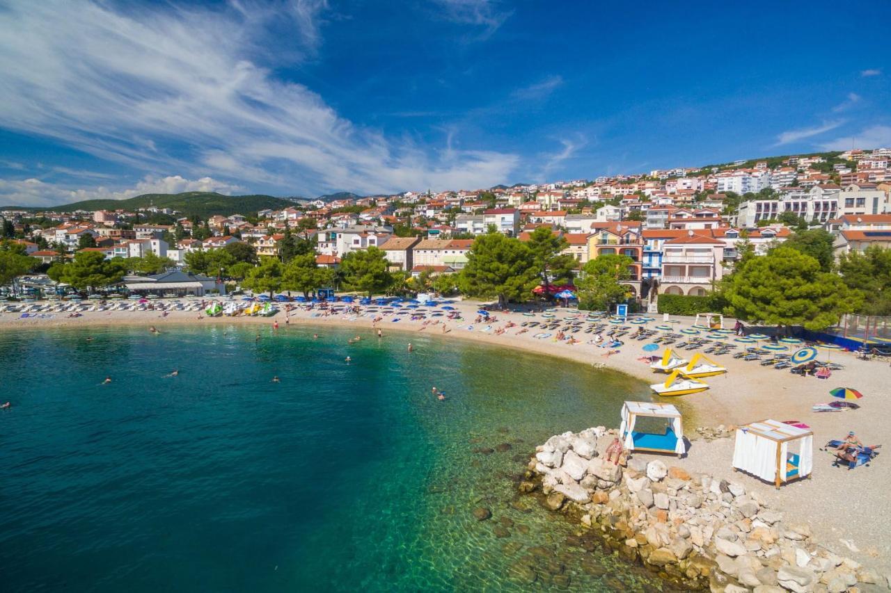 Apartments Luna Crikvenica Buitenkant foto